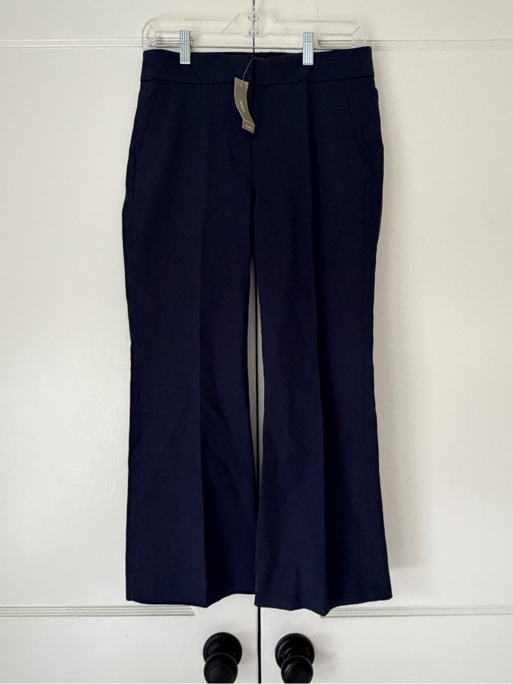 J. Crew Hayden kickout crop pant in bi-stretch cotton - Navy, Size 4 NWT